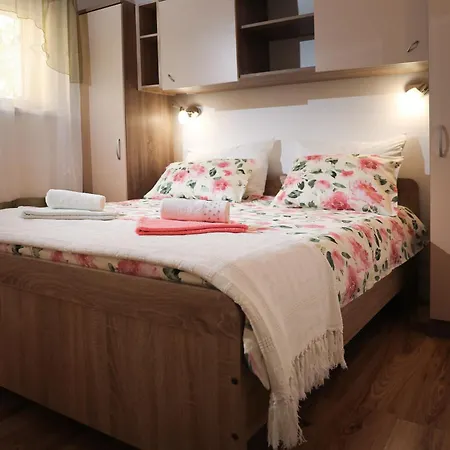 Faris Apartman Kanfanar