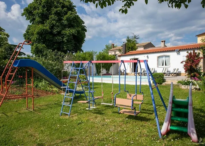 Barat Appartamento Kanfanar