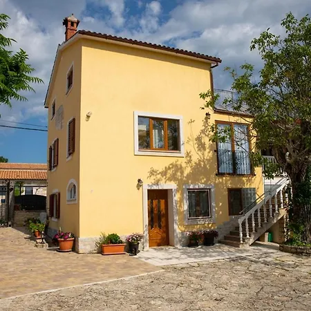 Barat * كانافانار