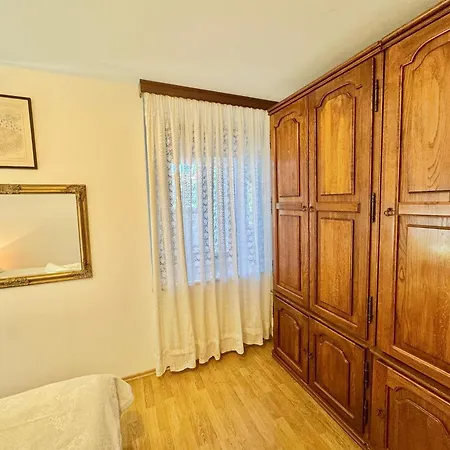 Apartments Barat Apartman *